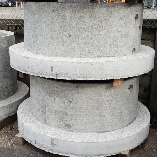 Concrete flange bases